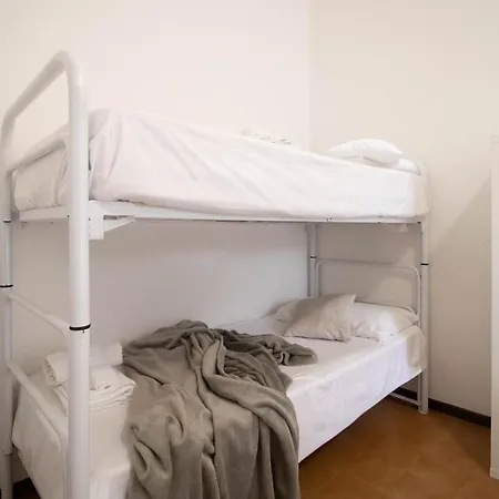 13 Posti - Wifi Ac Parking 5 Min Dal Mare بيت للعطل *