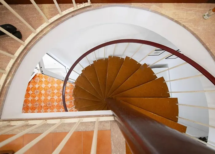 13 Posti - Wifi Ac Parking 5 Min Dal Mare